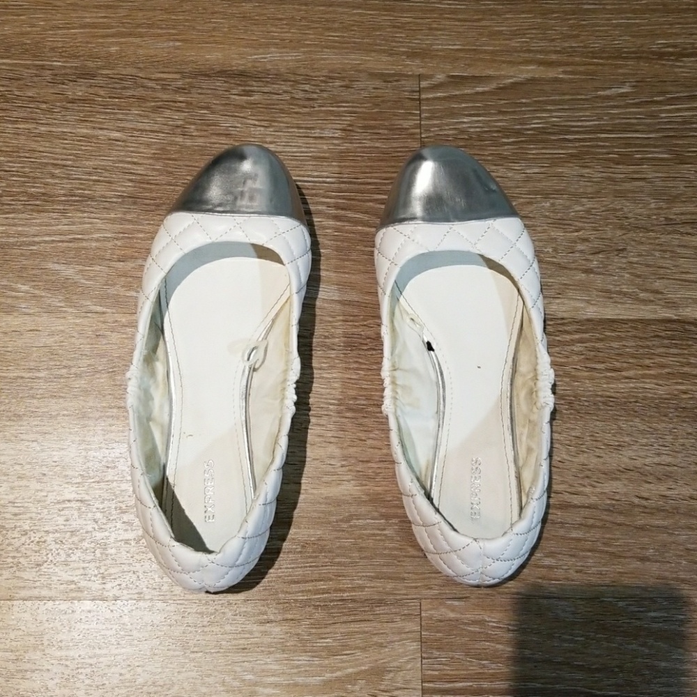 Express size 6 White silver toe ballet flats